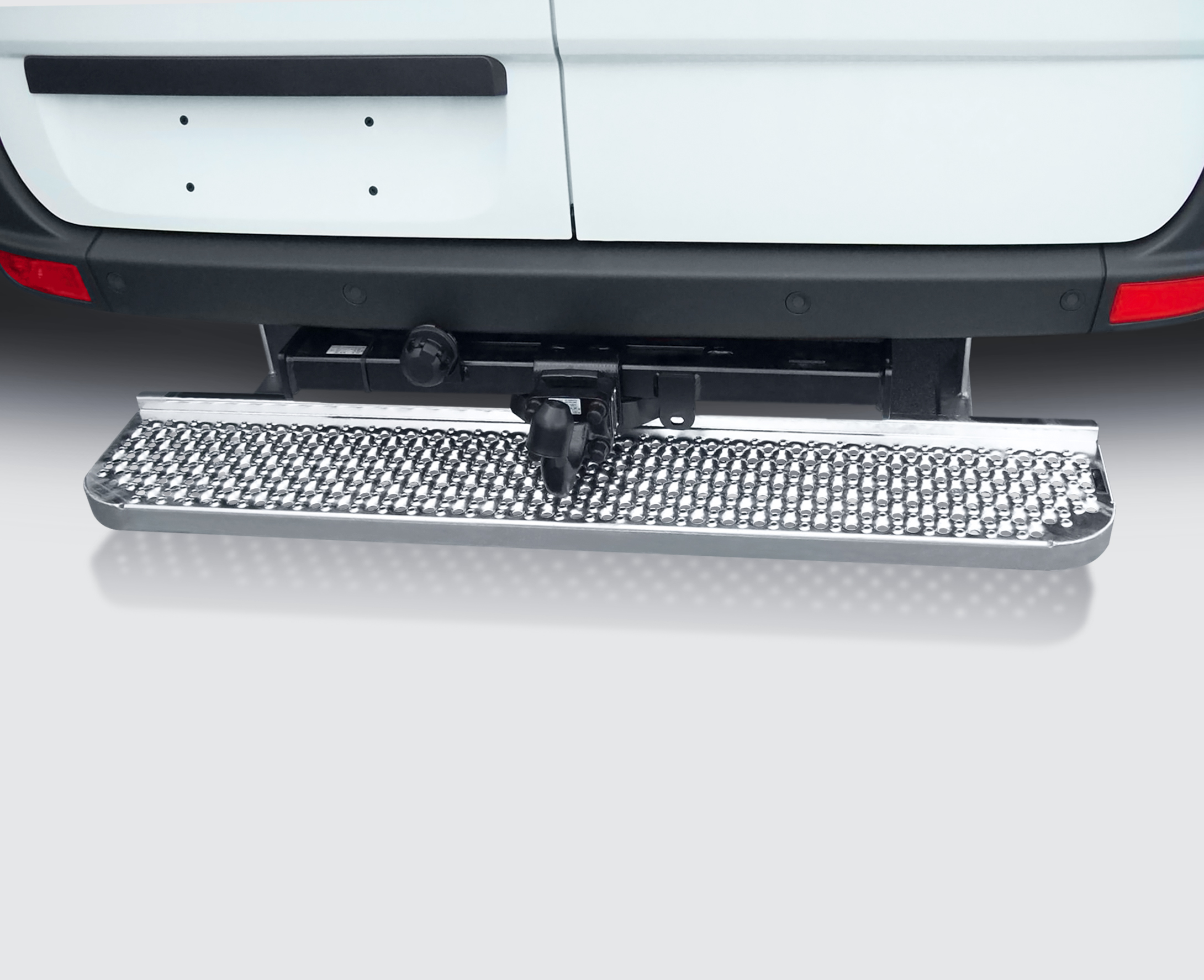 Hecktrittstufe aus Stahl feuerverzinkt Serie HTF