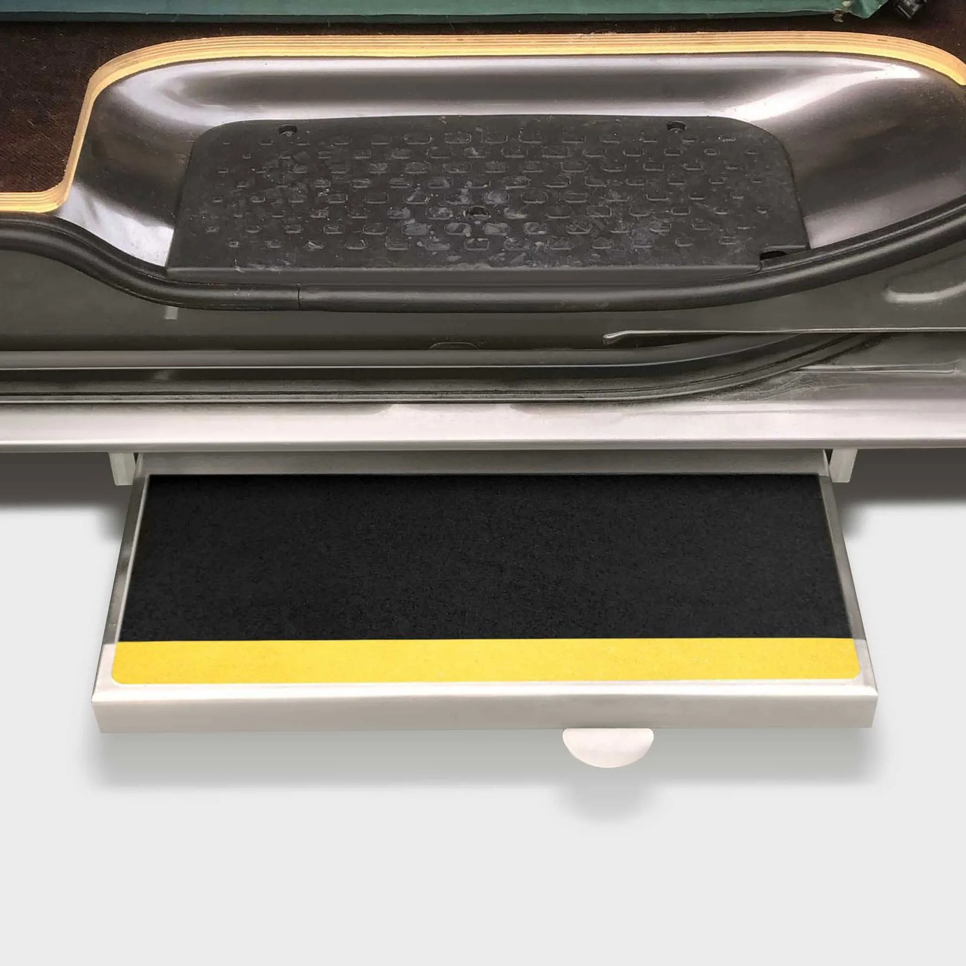 Mechanische seitliche Trittstufe Serie ESM 1